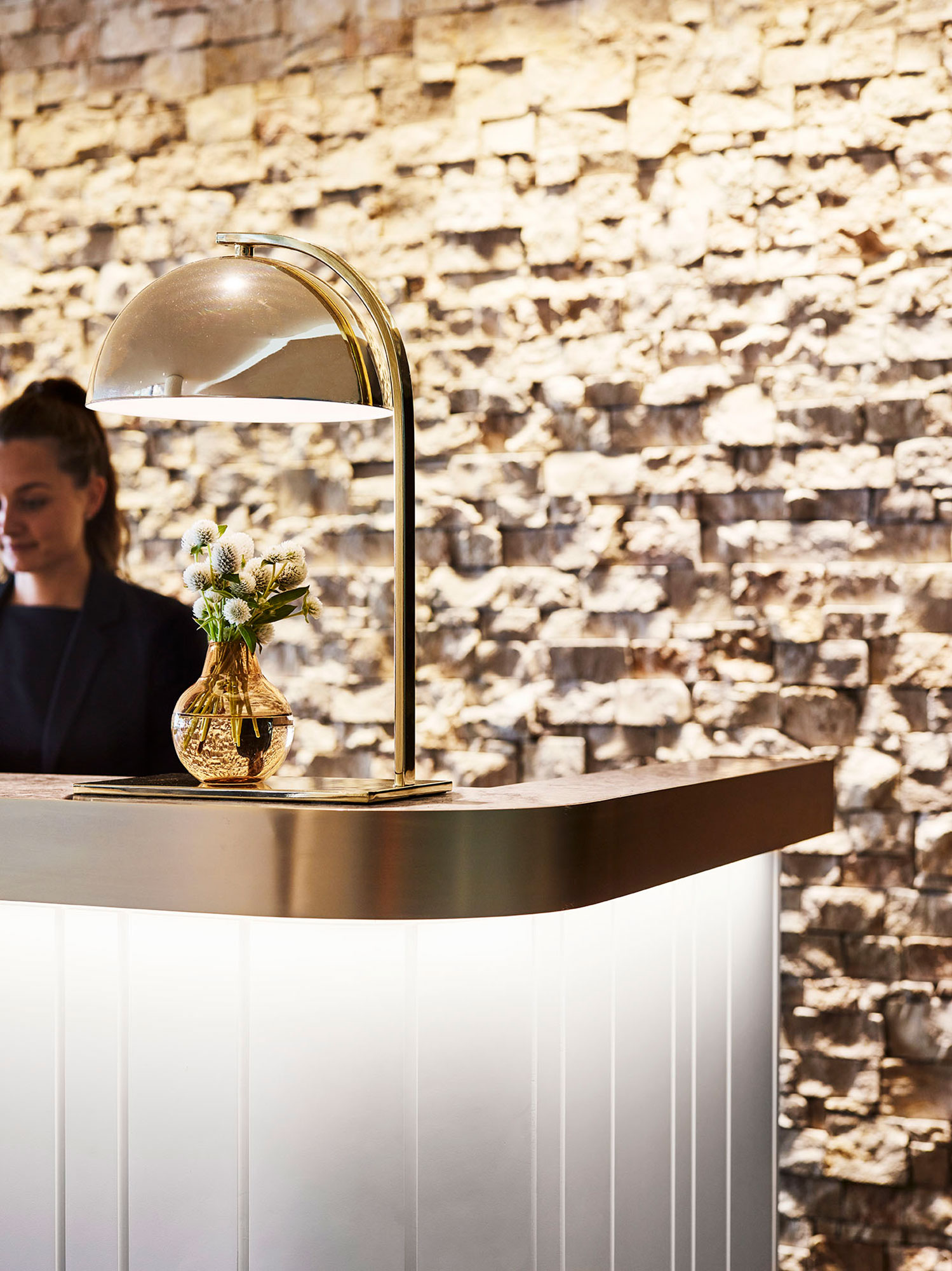 Bates_Smart_Novotel_Darling_Harbour_S12009_030518_270257